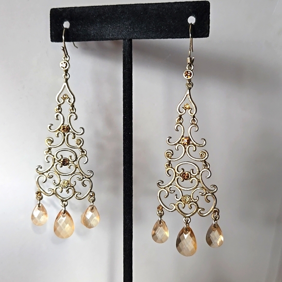 Elegant Gold Tone Chandelier Earrings - Picture 8 of 17